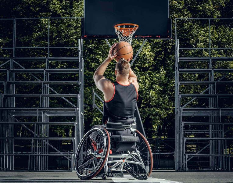 Die Regeln des Rollstuhlbasketballs: Paralympische Sportart